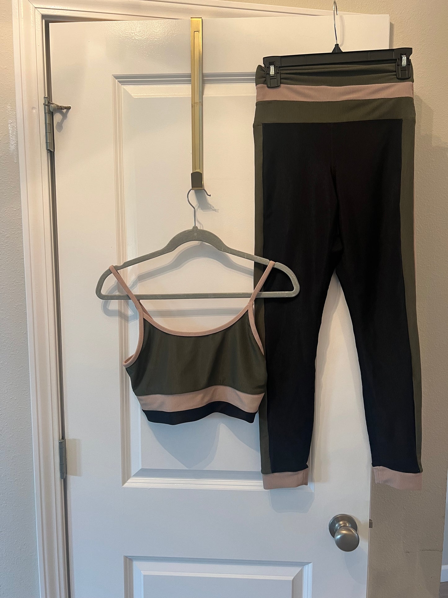 Beach Riot Ribbed Color Block Matching Set Women’s Size Medium/Large Black