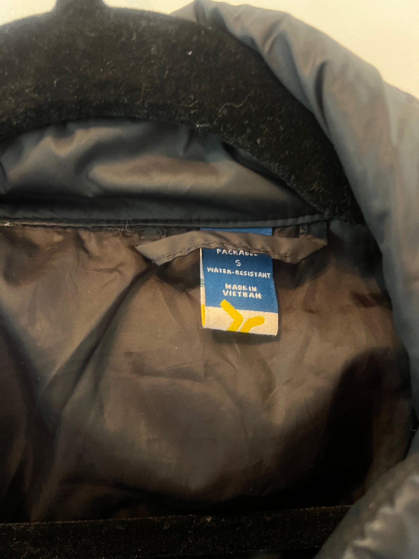 Old Navy Quilted Jacket Water Resistant Women’s Size Small Black