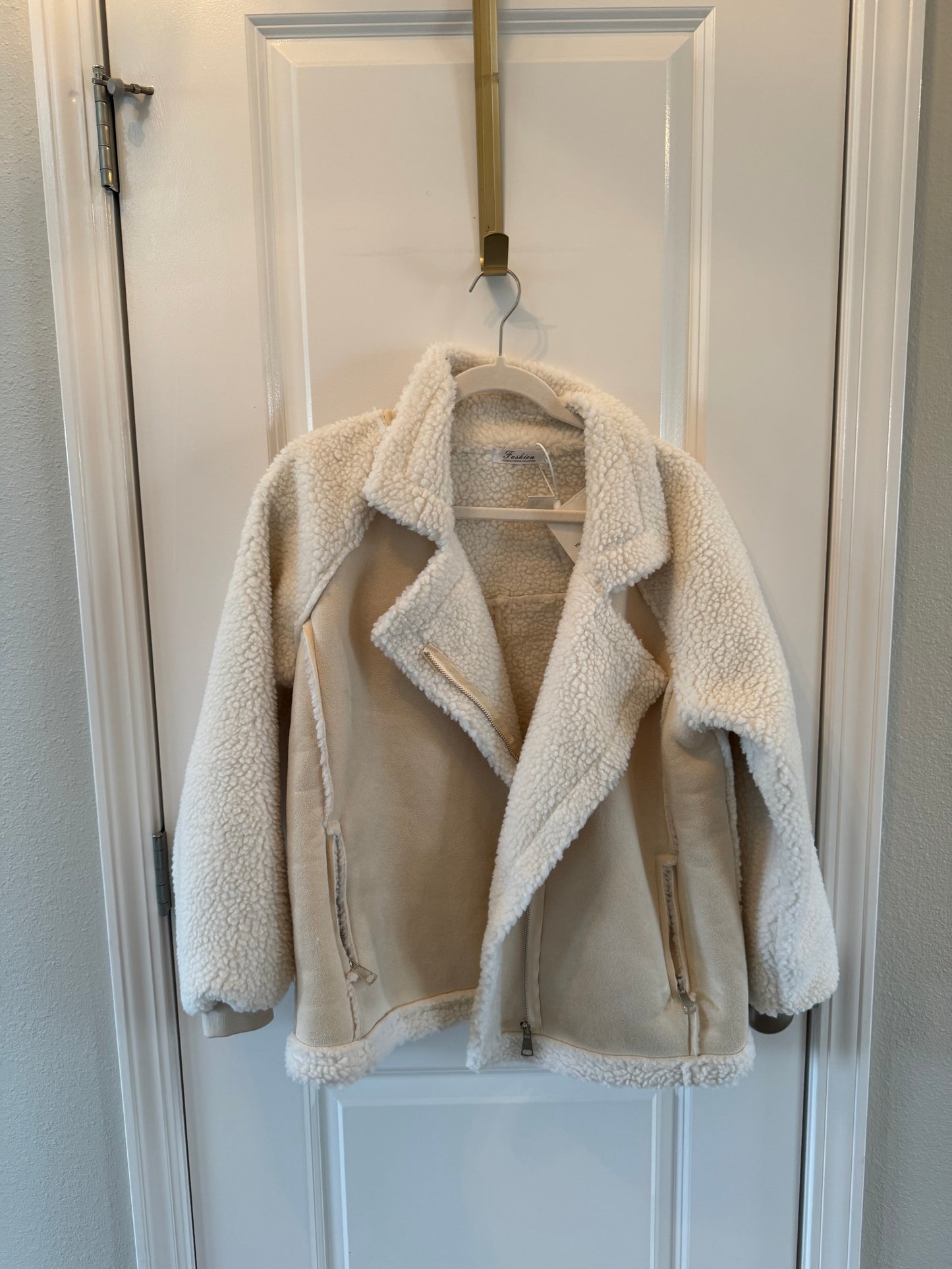 Faux Suede Sherpa Aviator Jacket Women’s Size Medium Cream NWT