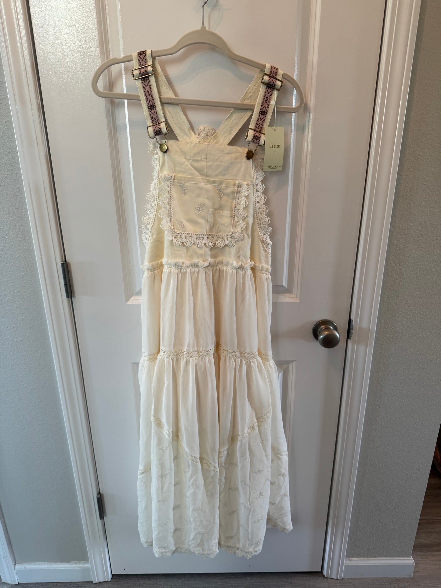 Ebossy Lace Tulle Bib Dress Women’s Small NWT