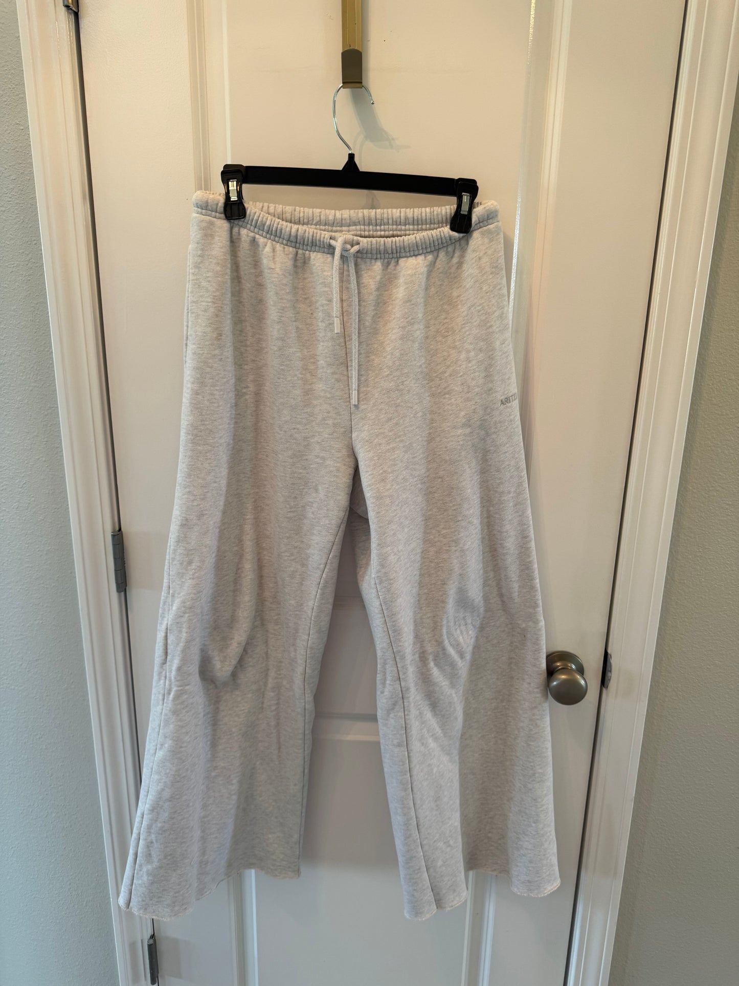 Aritzia Cozy Fleece Mega Fit Size Small
