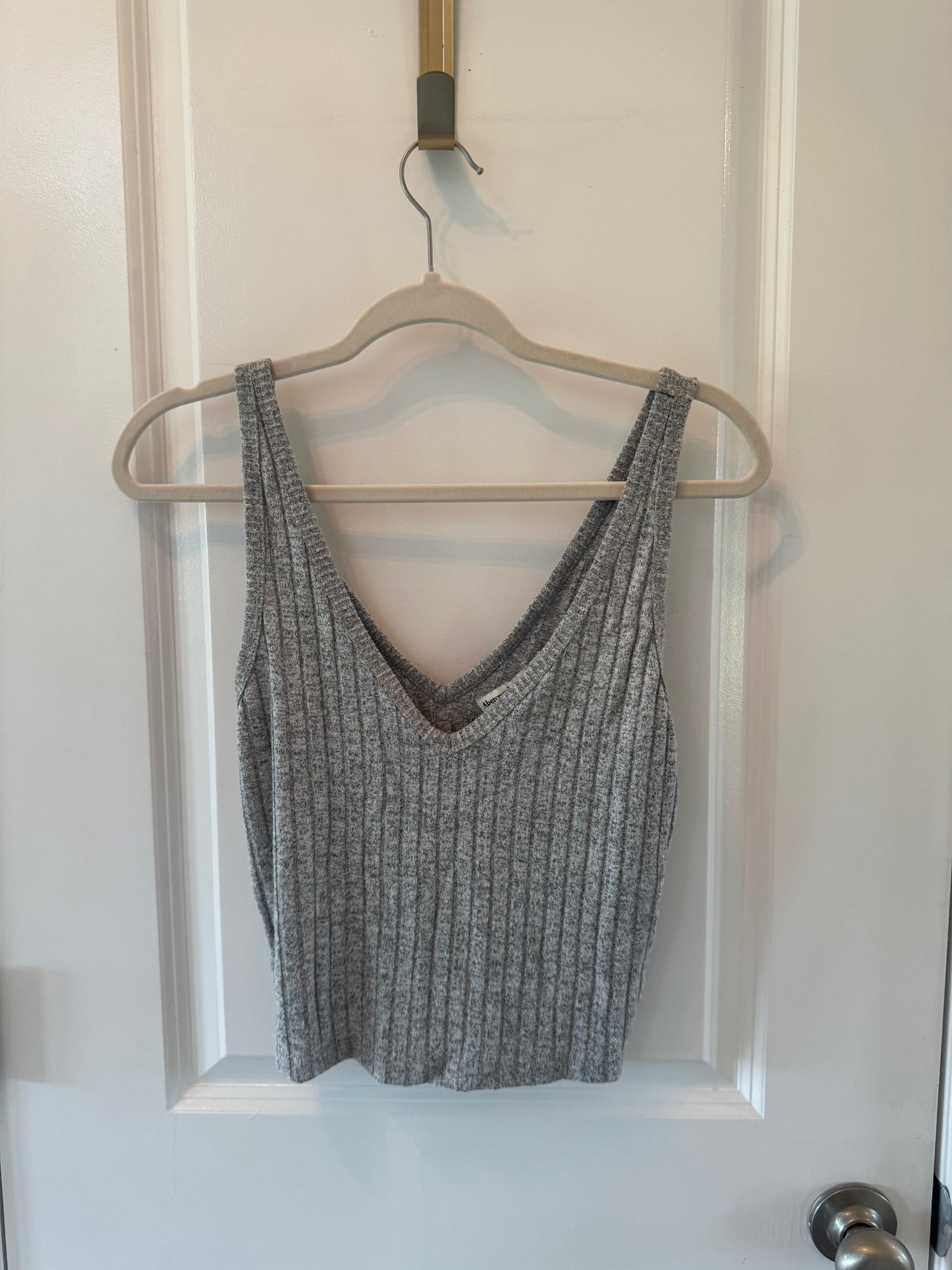 Abercrombie & Fitch Knit Tank Women’s Medium Heather Gray