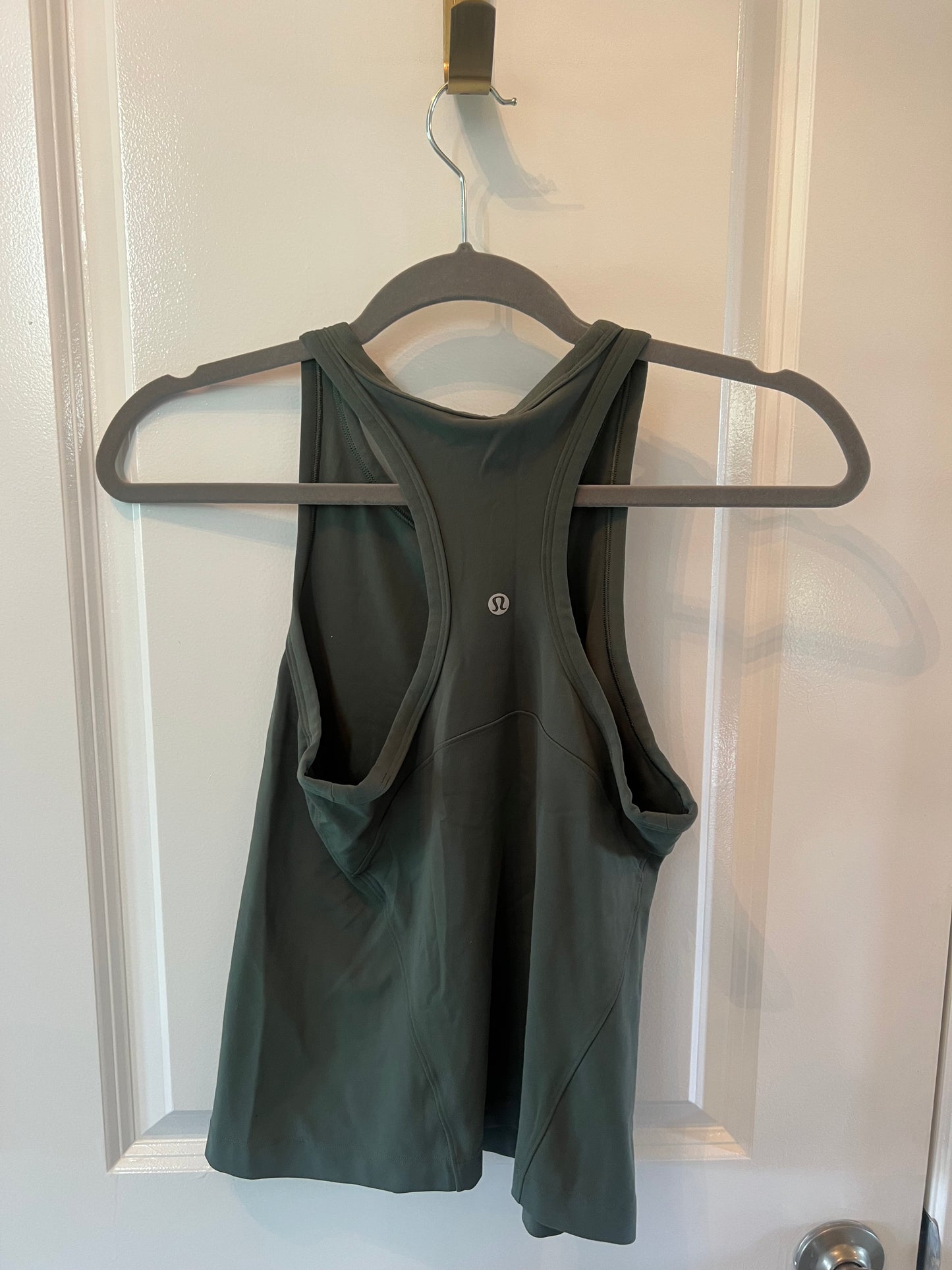 Women’s Lululemon Tank Size 8