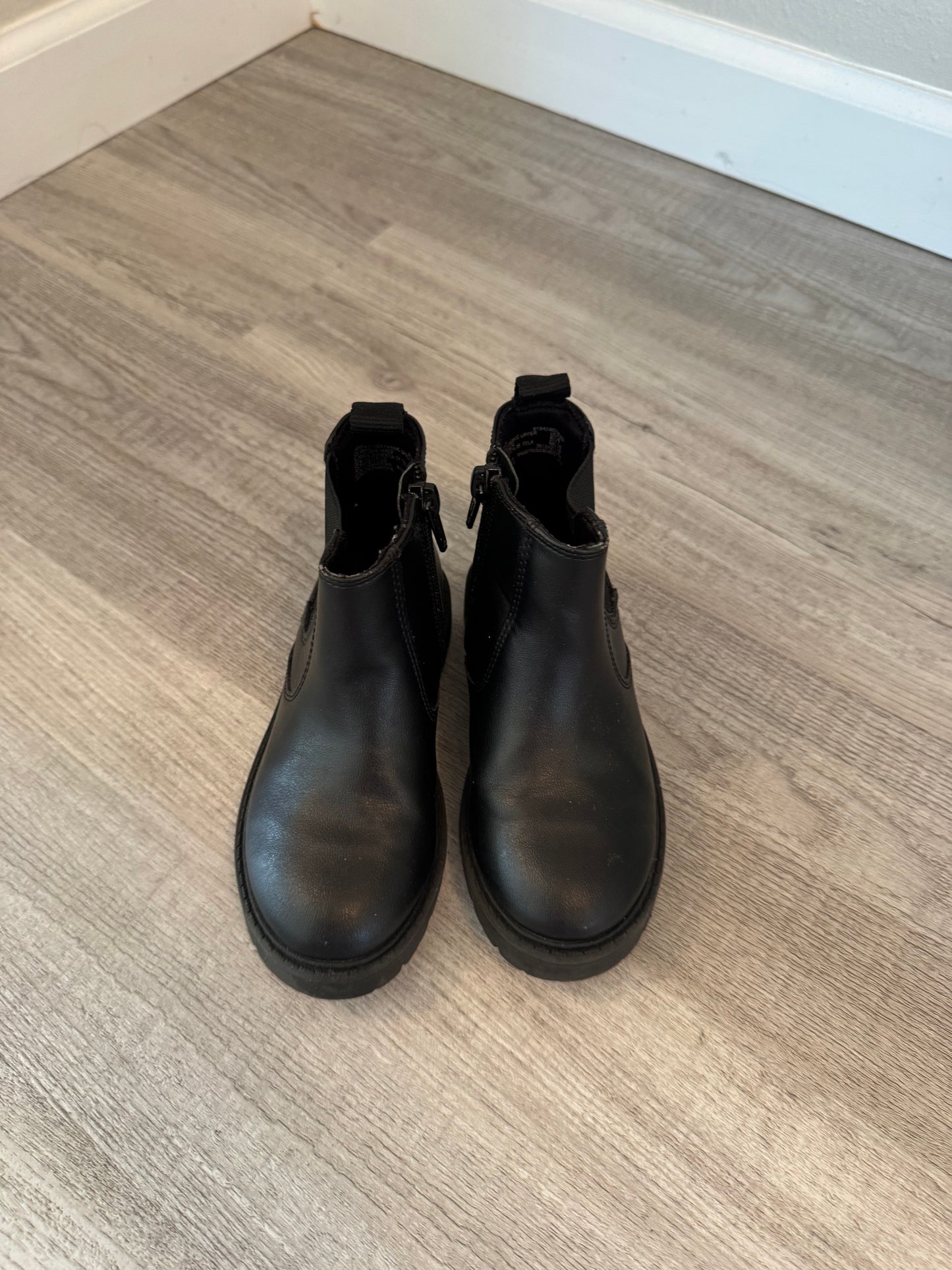 Toddler Girl Black Boots Size 9