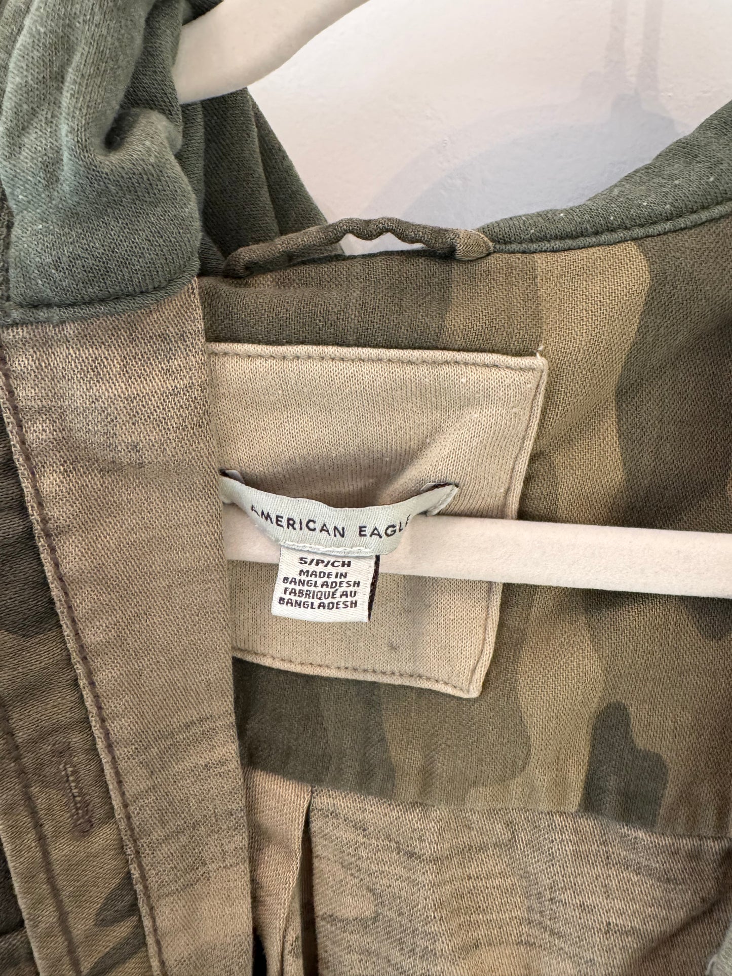 American Eagle Cropped Camo Shirt Jacket Women’s Small