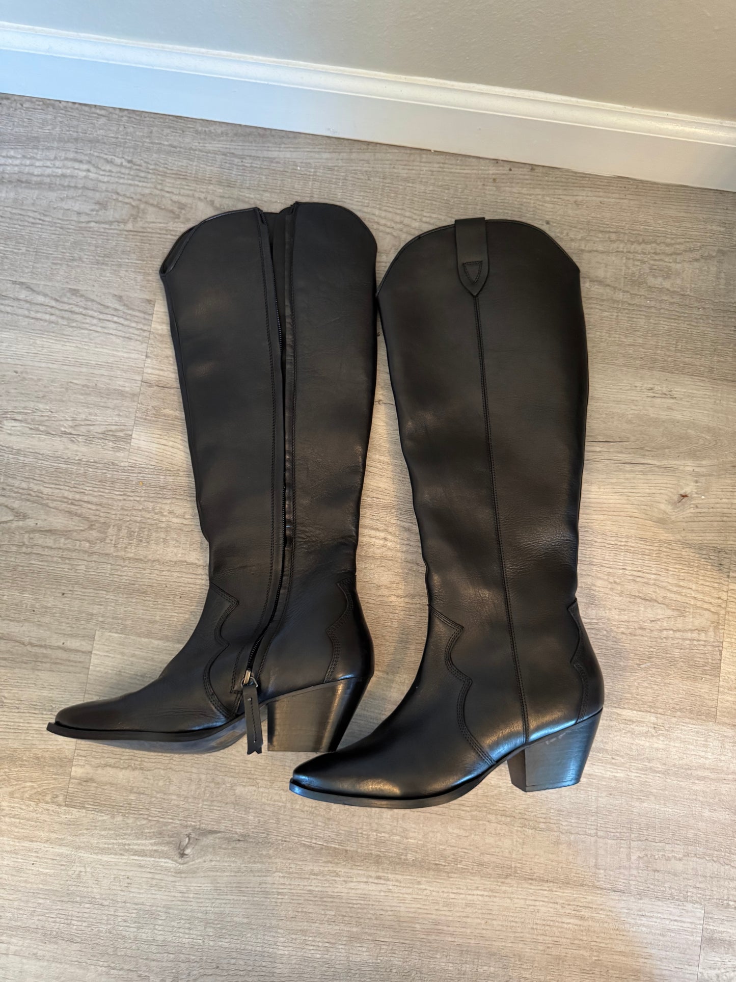 Journee Signature Pryse Boot Women’s Size 8 Black