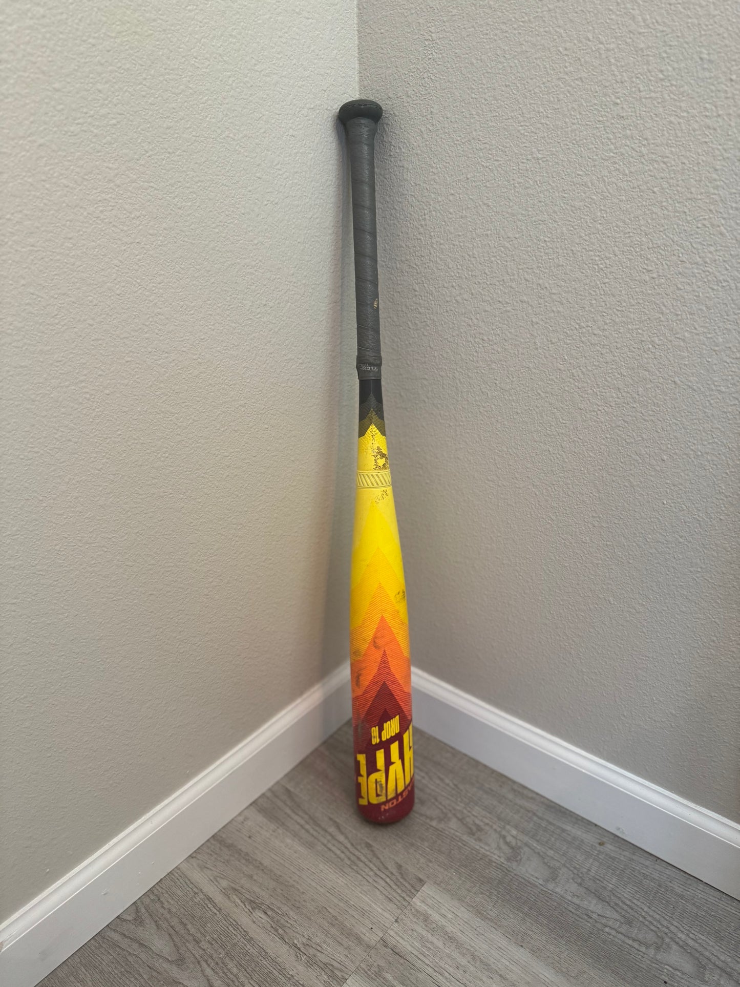 Easton Hype Fire 2024 Baseball Bat 30 in- 20 oz (-10)