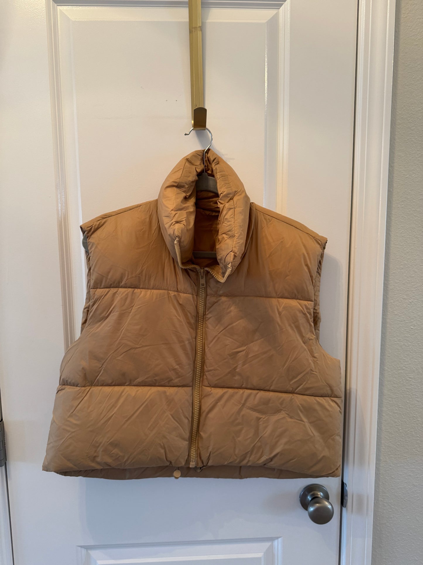 Puffer Vest Women’s Medium Tan