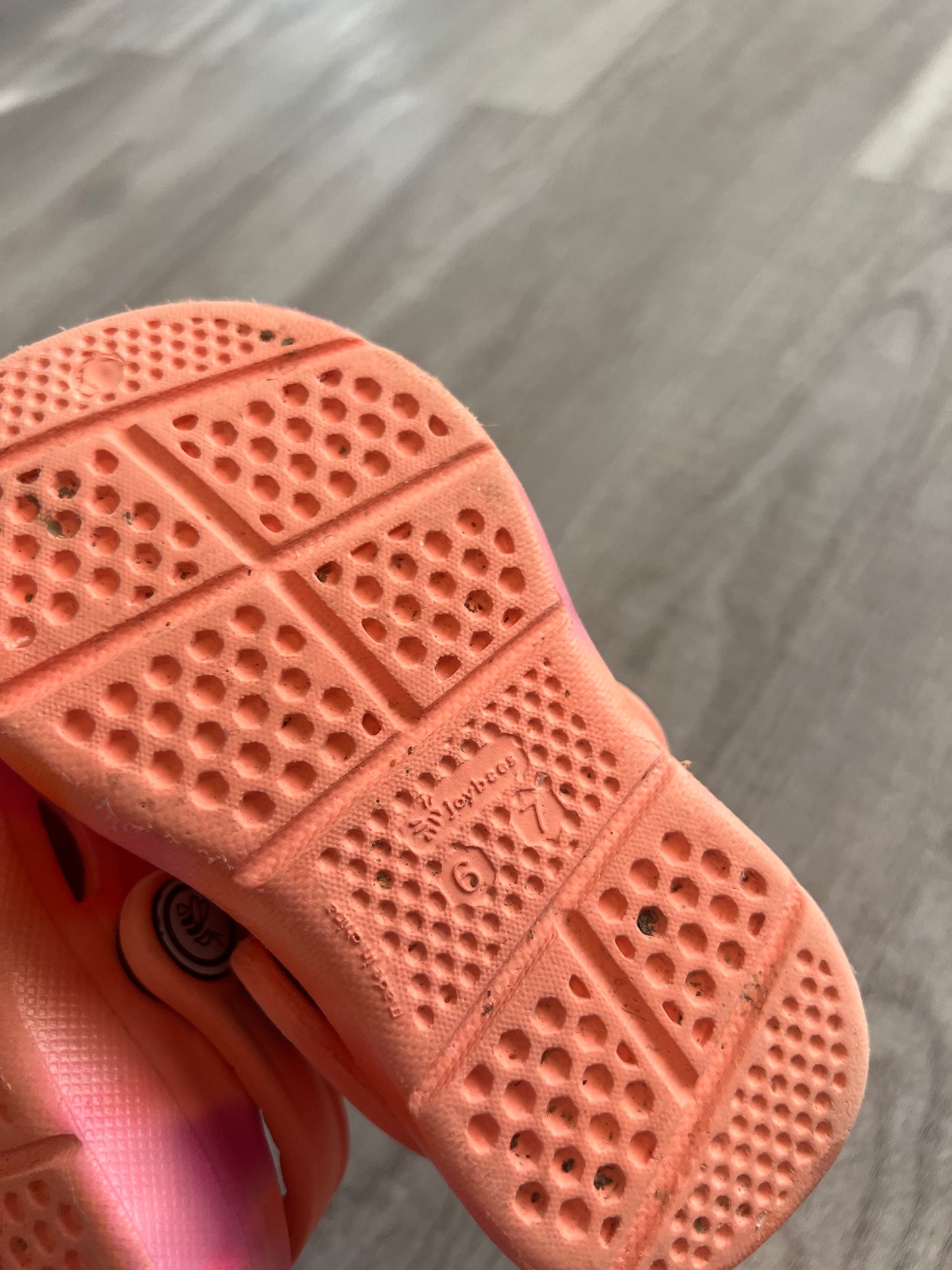 Crocs Toddler Size 6 Orange Pink
