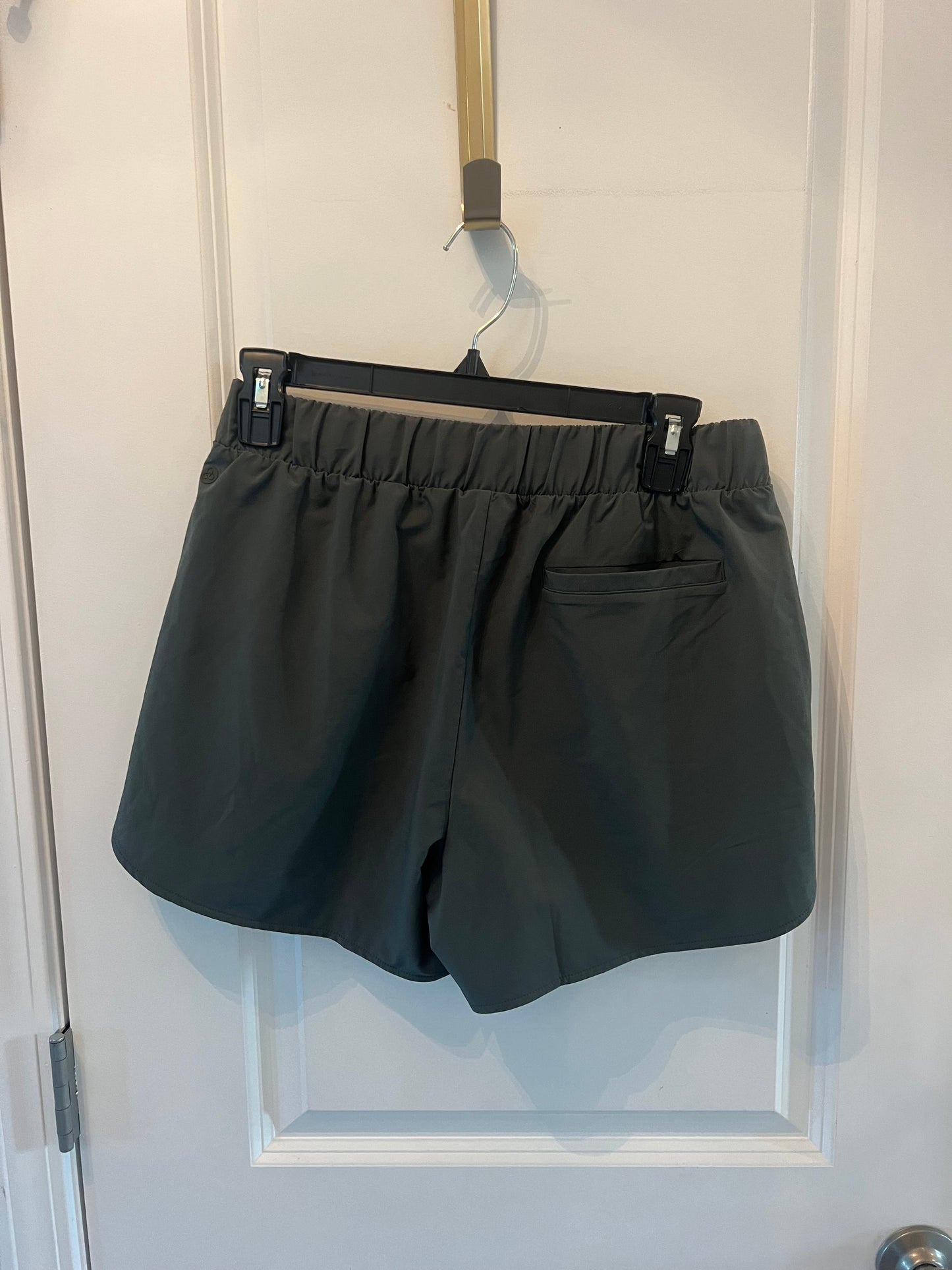 Women’s Zella Shorts Size Small