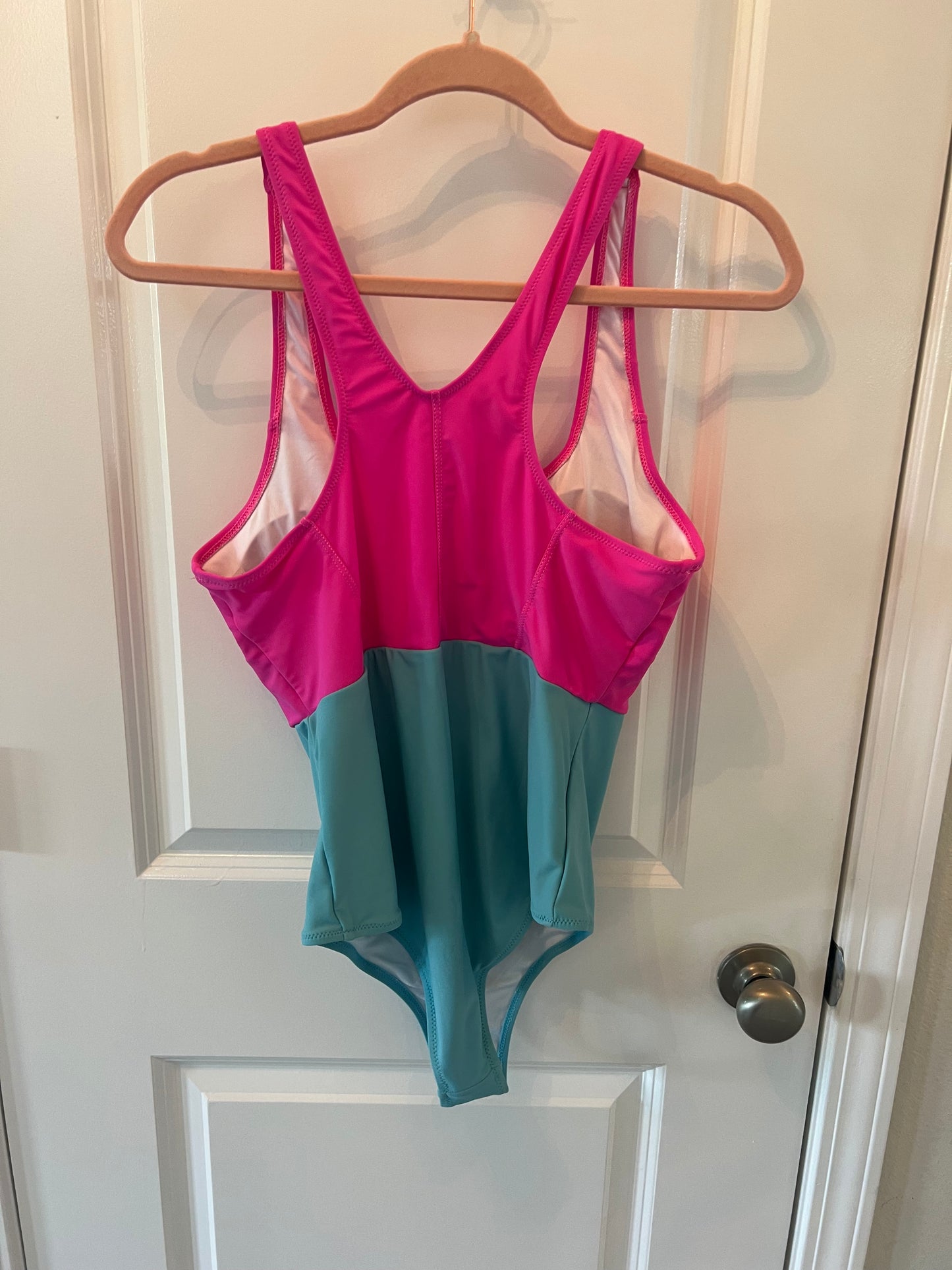 One Piece Swimsuit Tummy Control Color Block Racerback Padded Sport Women’s Size Large Pink/Teal
