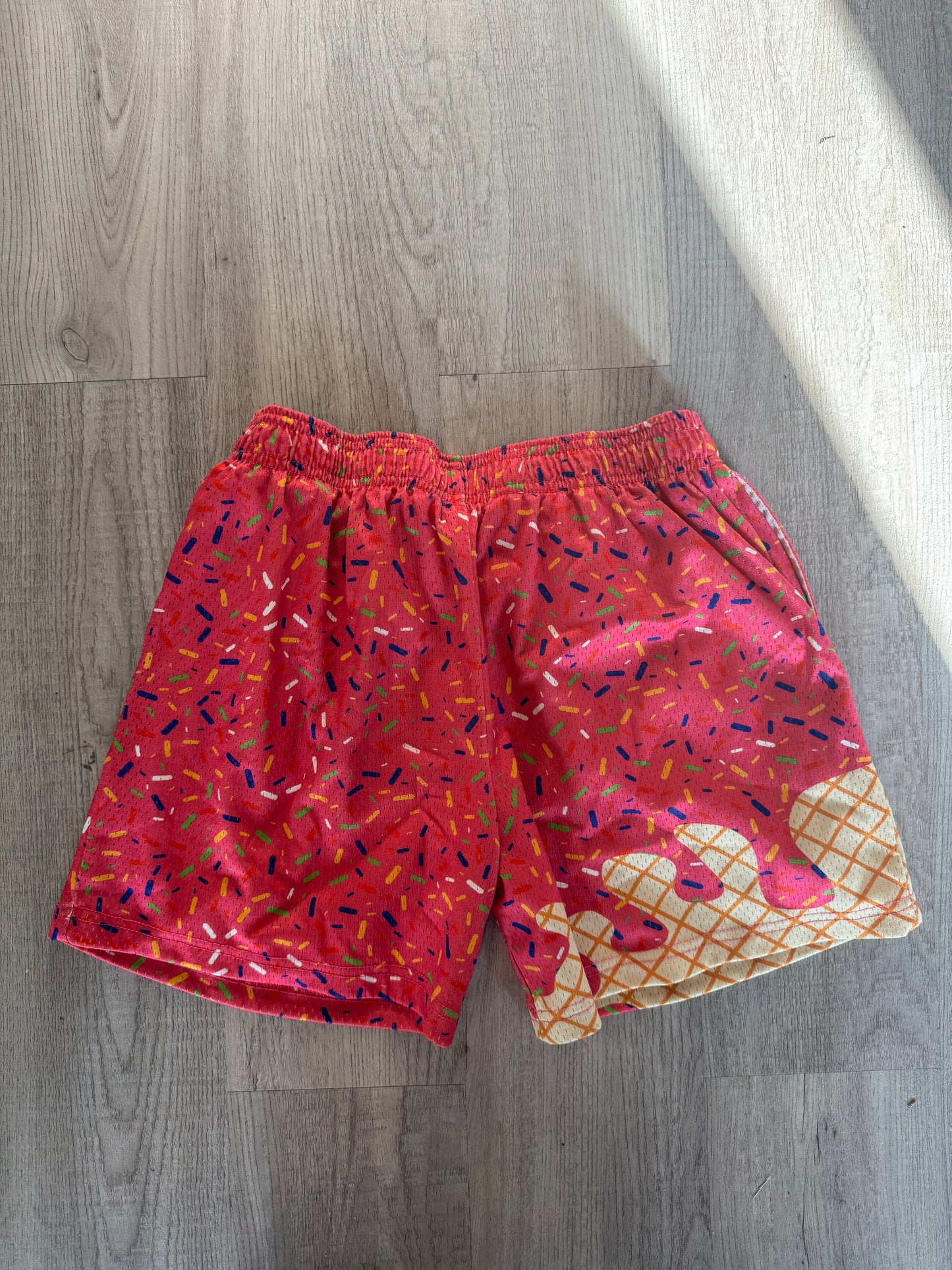 Ice Cream Baseball Lifestyle Shorts Youth Boys Size XL Pink