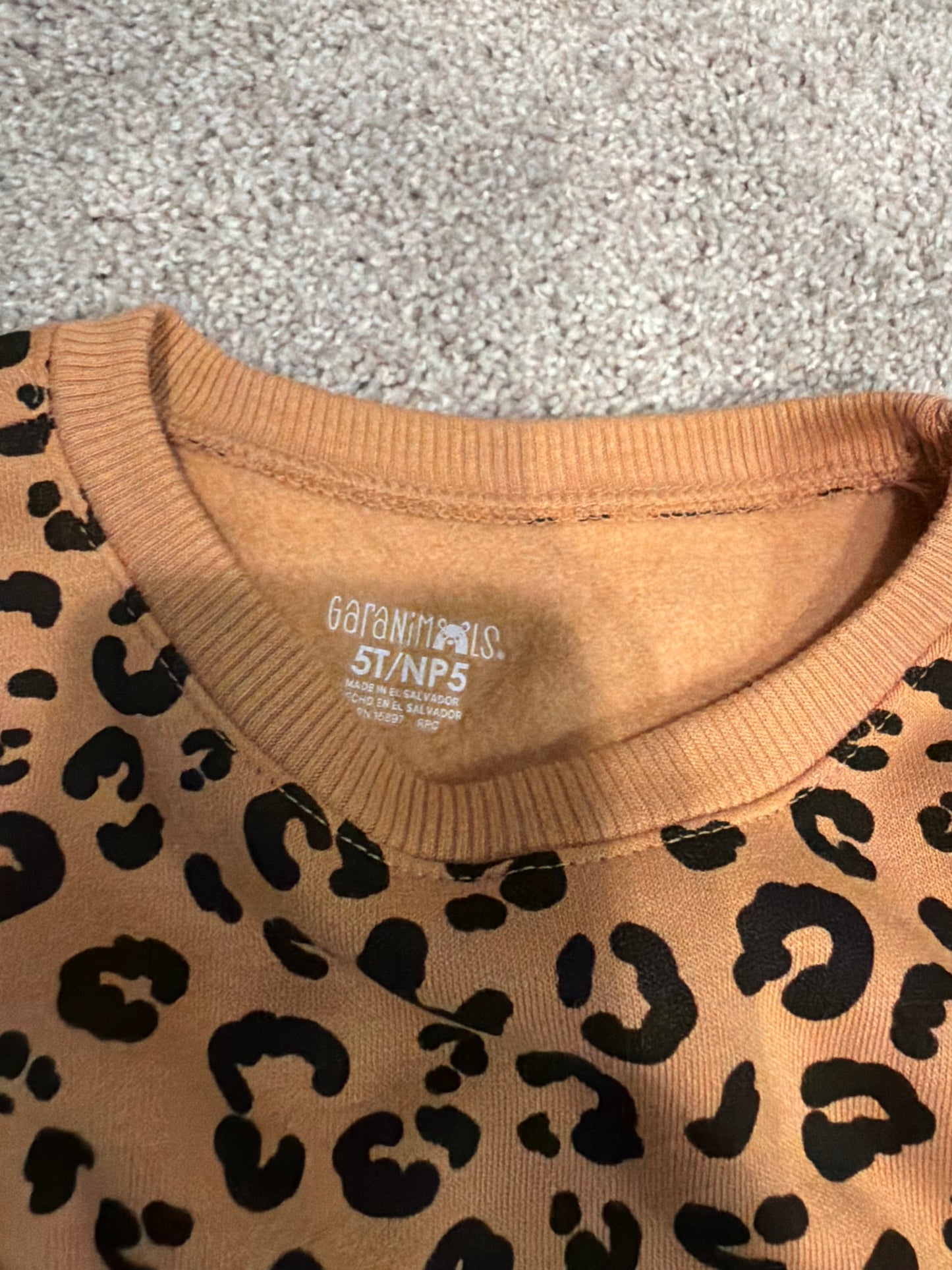Toddler girl cheetah set size 4/5T