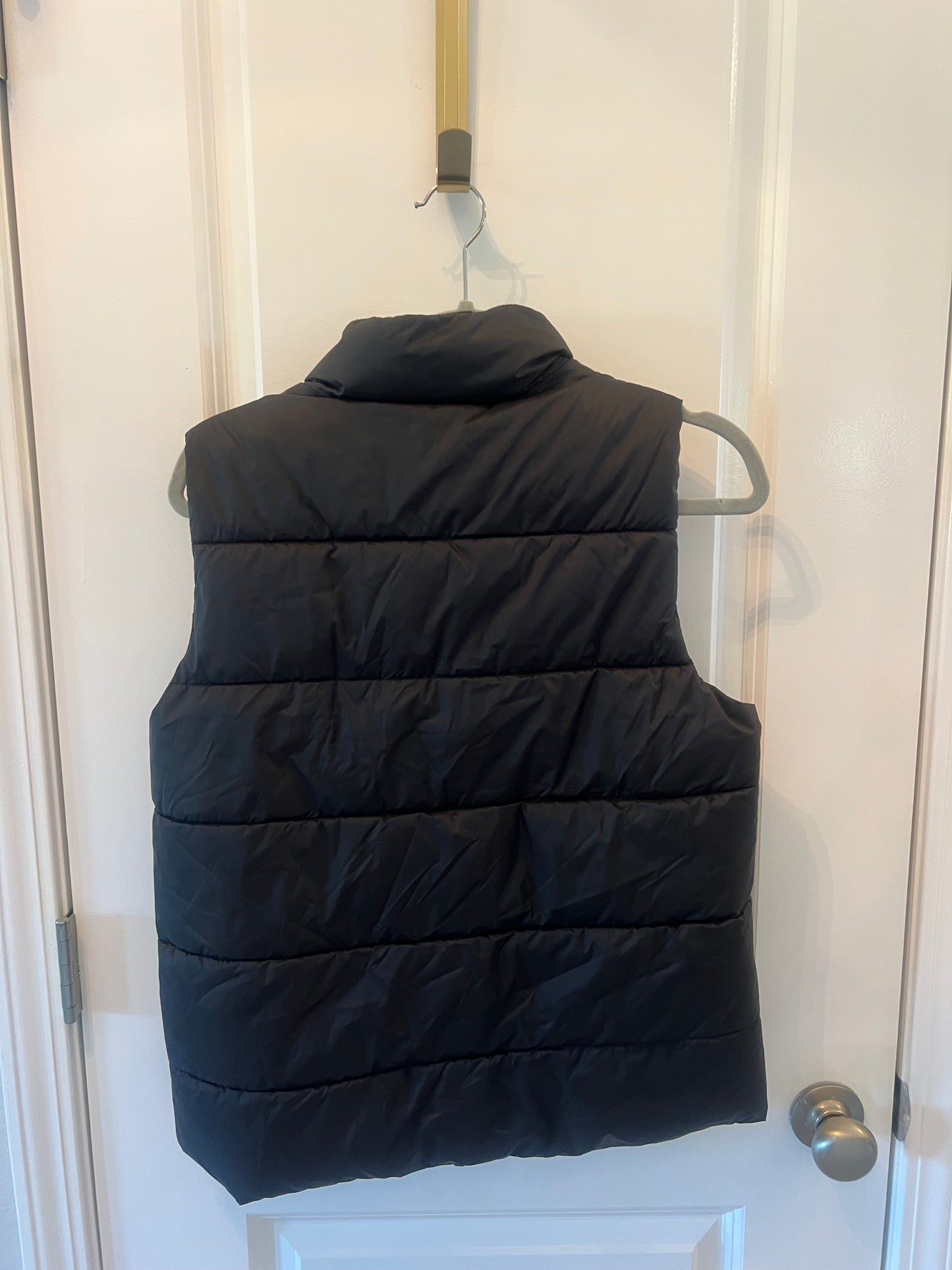 Gap Cold Control Puffer Vest Women’s Size Medium Black