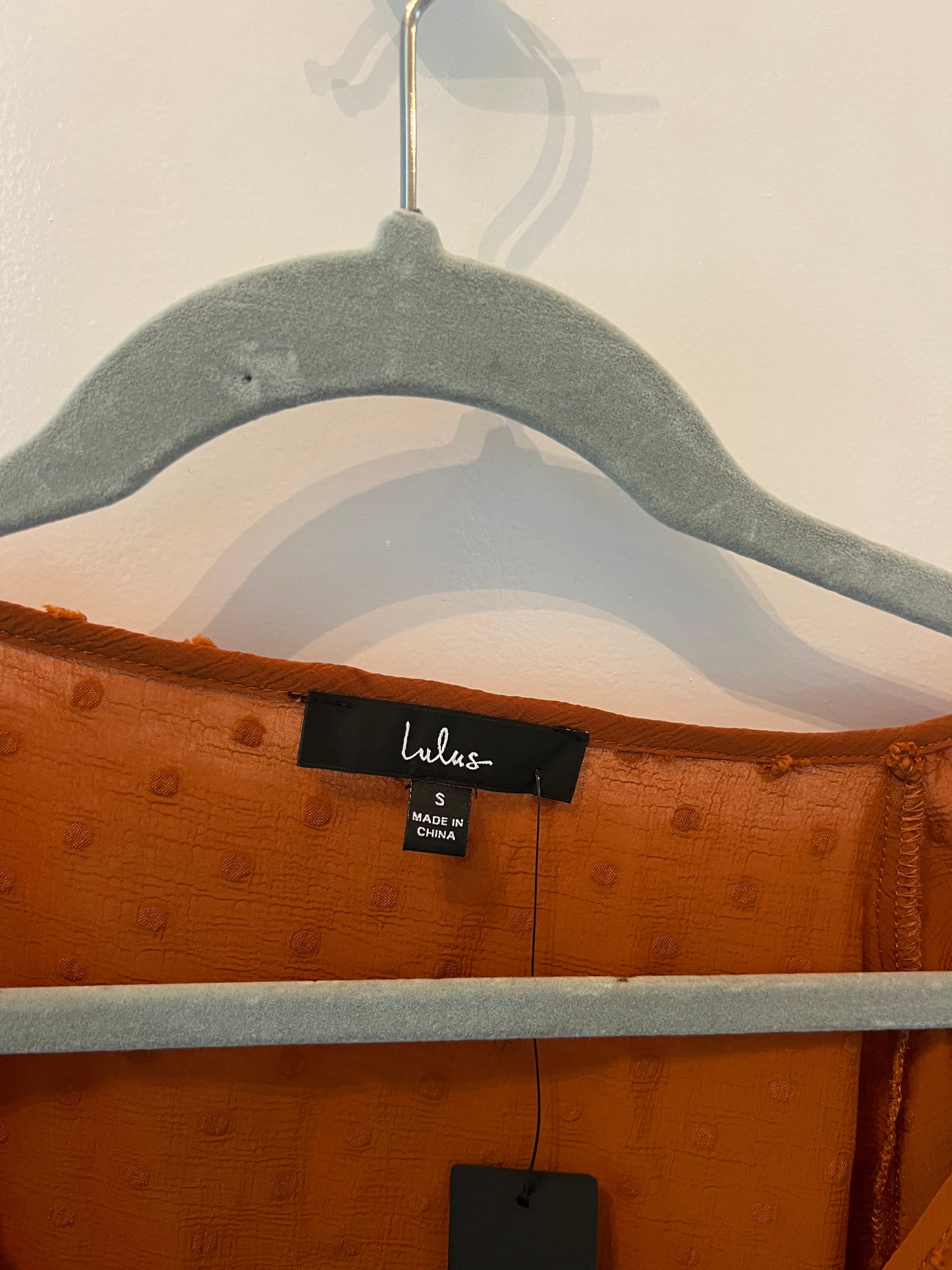 Lulu’s Thrills and Frills Swiss Dot Ruffled Long Sleeve Top Women’s Size Small Rust Orange