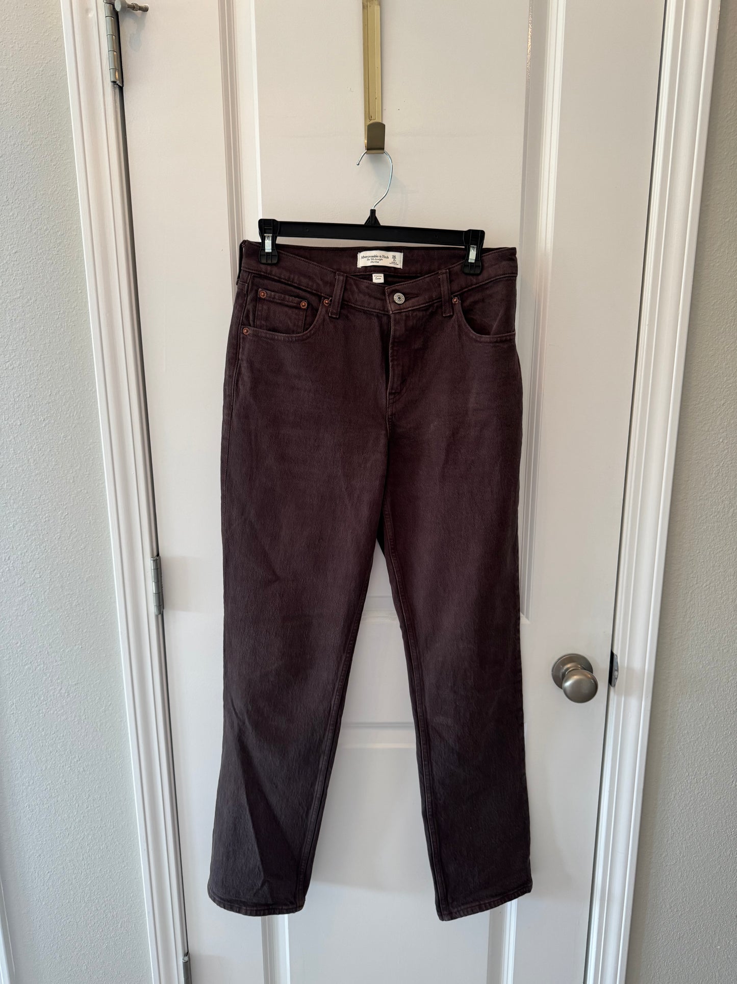 Abercrombie & Fitch Mid Rise 90s Straight Jean Women’s Size 2/26 Reg Brown
