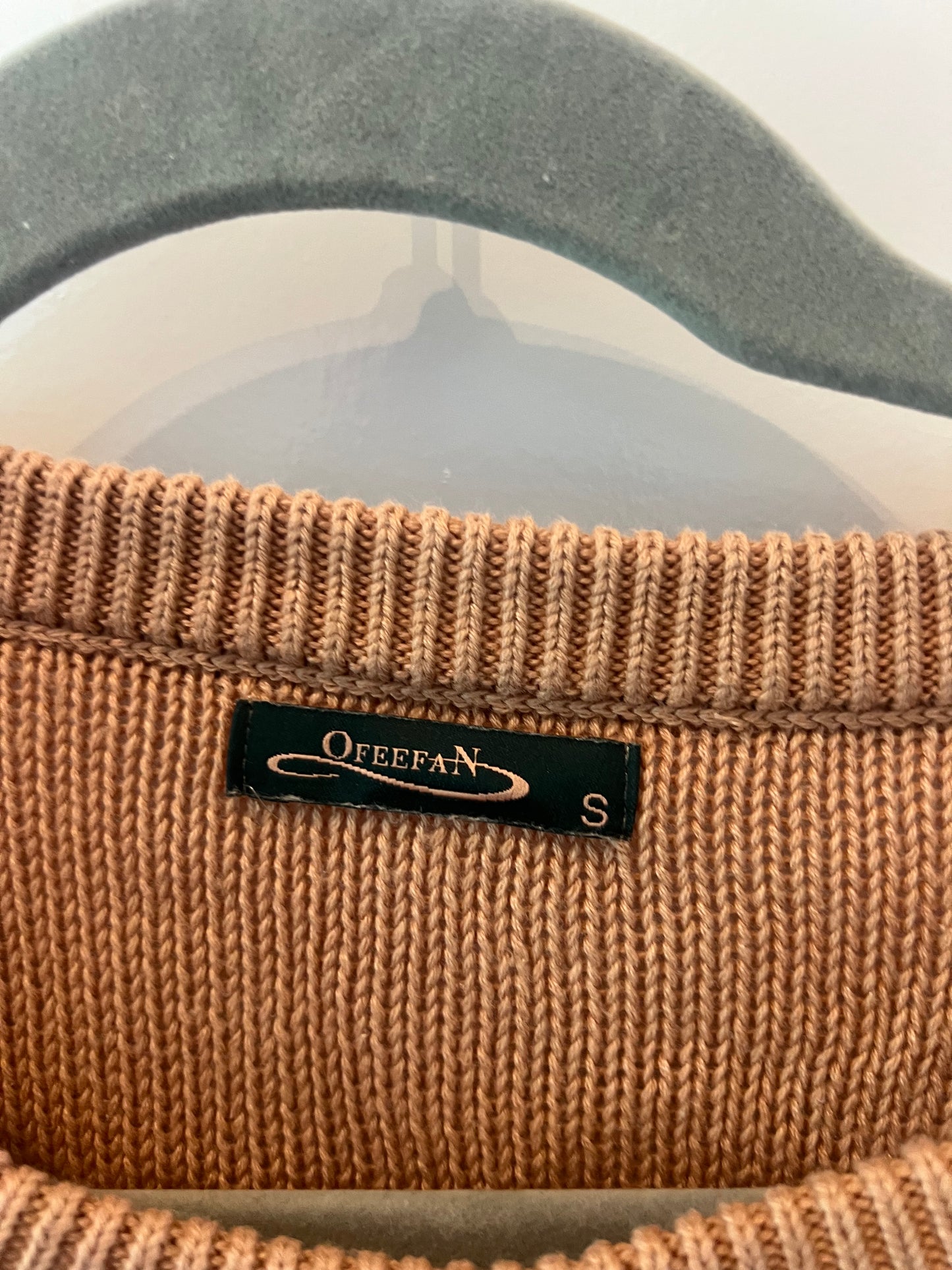 Women’s Sweater Top Size Smal