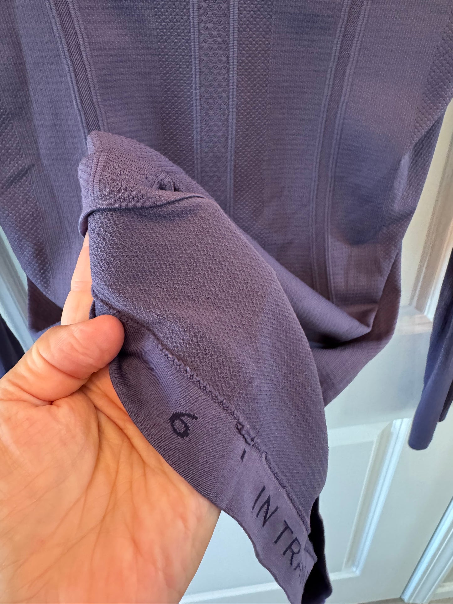 Lululemon Swiftly Long Sleeve Top Women’s Size 6 Purple