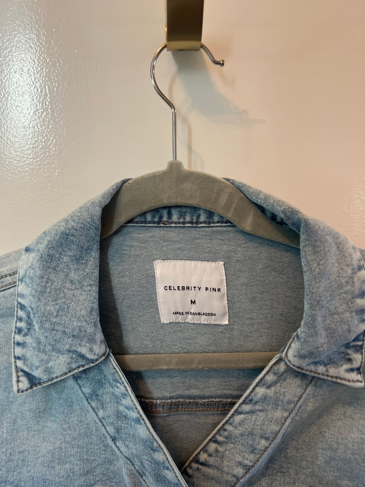 Celebrity Pink Button Front Denim Dress Women’s Size Medium