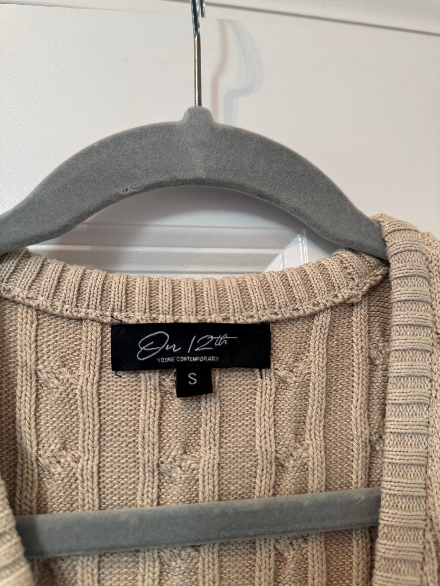 Outfit bundle- size small top & size 28 shorts