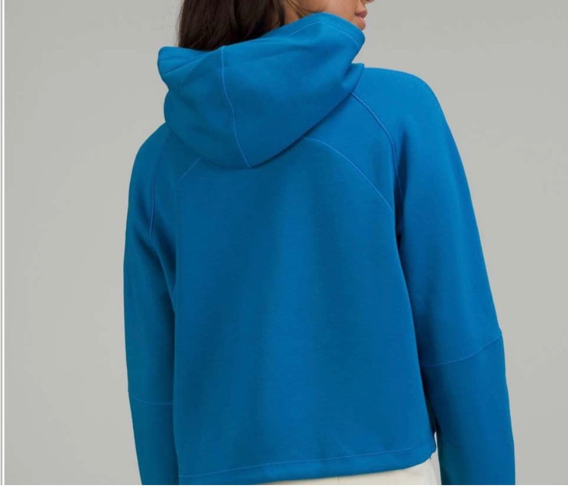Lululemon Airwrap Hoodie Women’s Size 4 Blue