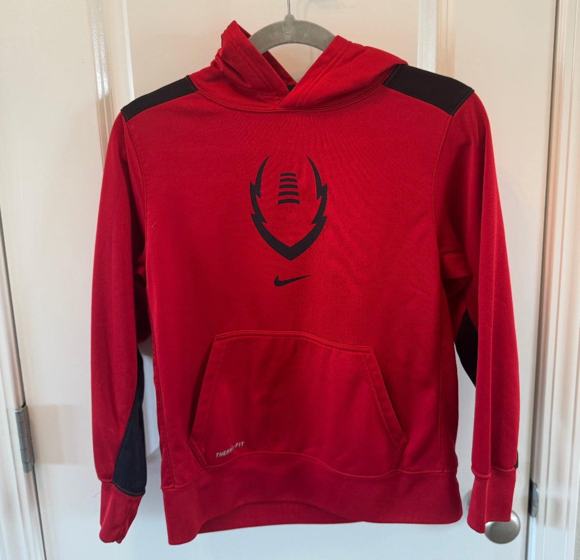 Nike Therma-Fit Hoody Youth Size Large Red