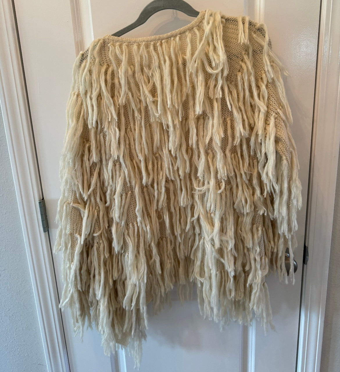 Newbury Kustom Fringe Cardigan Sweater Women’s Size M/L Cream NWT