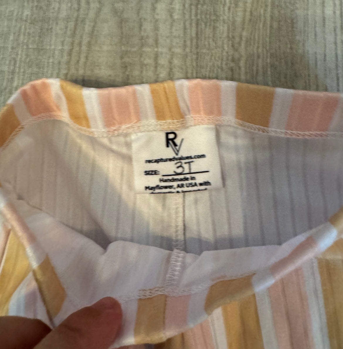 Vertical Stripe Top & Flare Pants Matching Set Toddler Girls Size 3T Pastel Peach
