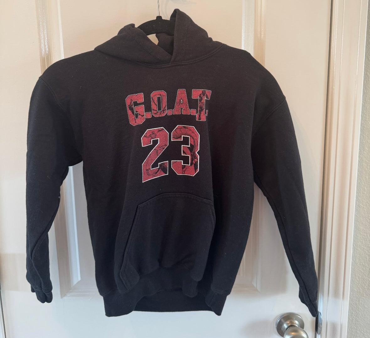 G.O.A.T. 23 Michael Jordan Hoody Youth Size Medium Gray