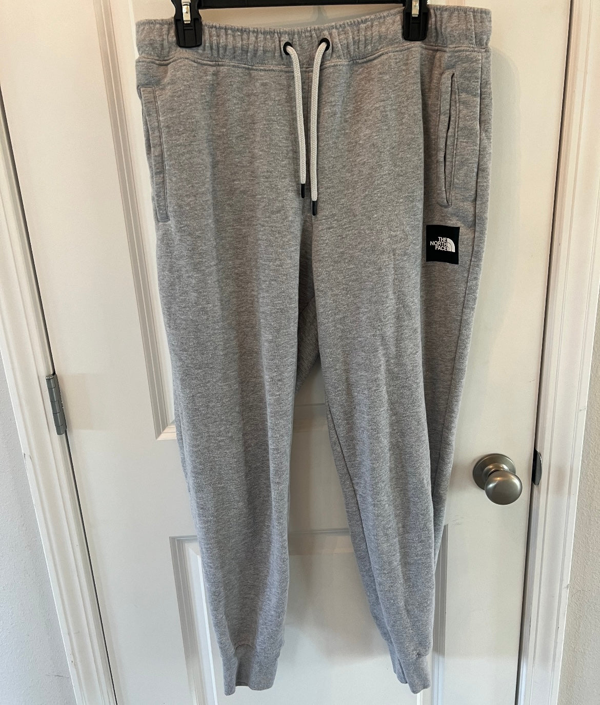 The North Face Box NSE Joggers Women's Size Large 12-14 Grey Heather