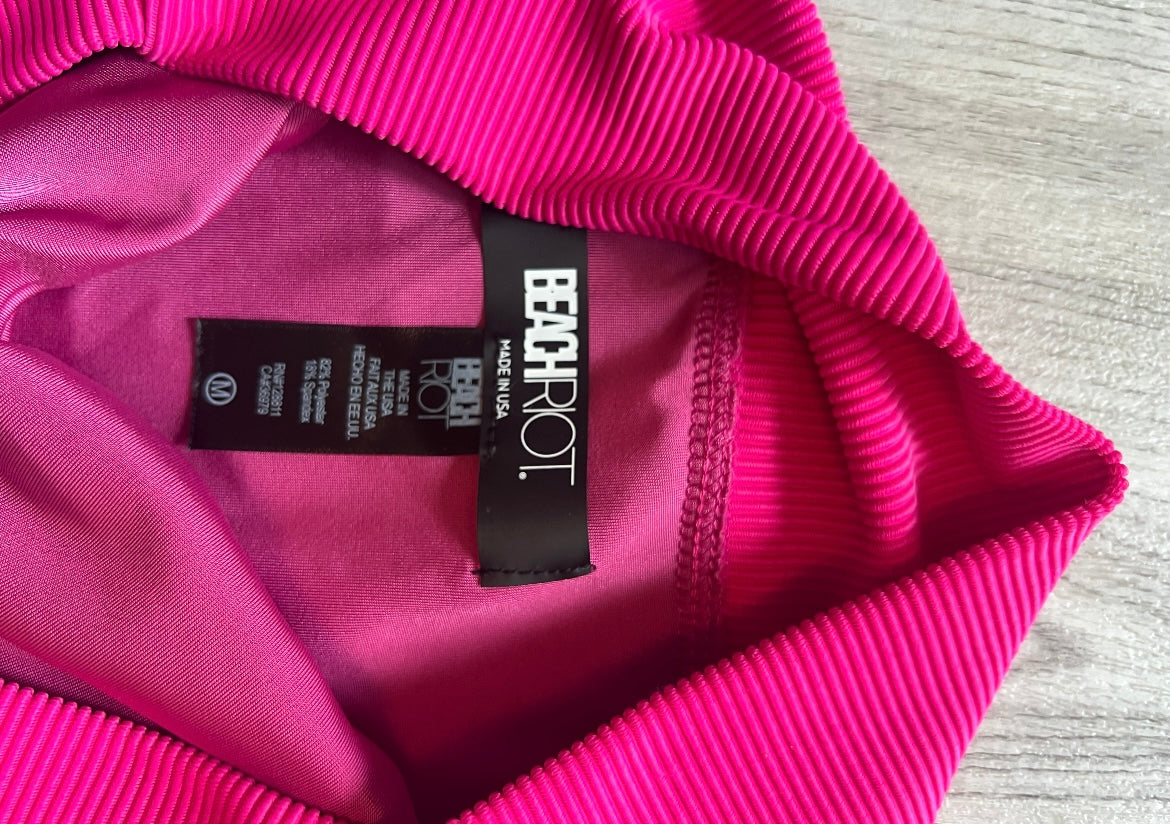 Beach Riot Ribbed Bikini Women’s Size Medium/Large Hot Pink