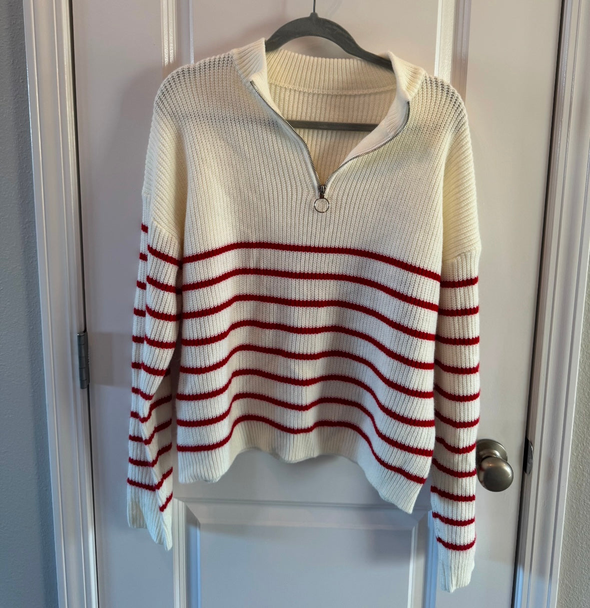Stripe Quarter Zip Knit Sweater Women’s Size Large Cream Pink