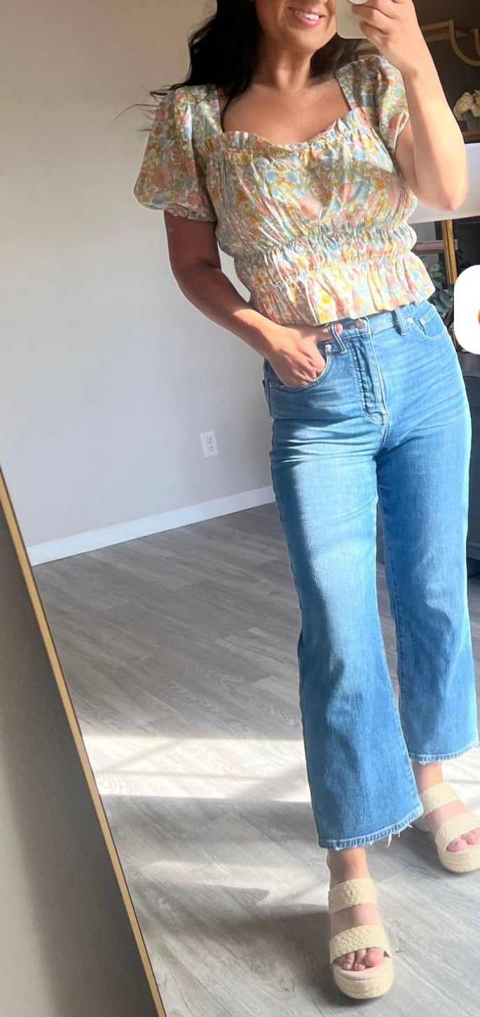 W5 Cropped Floral Peasant Top Women’s Size Small Yellow Blue