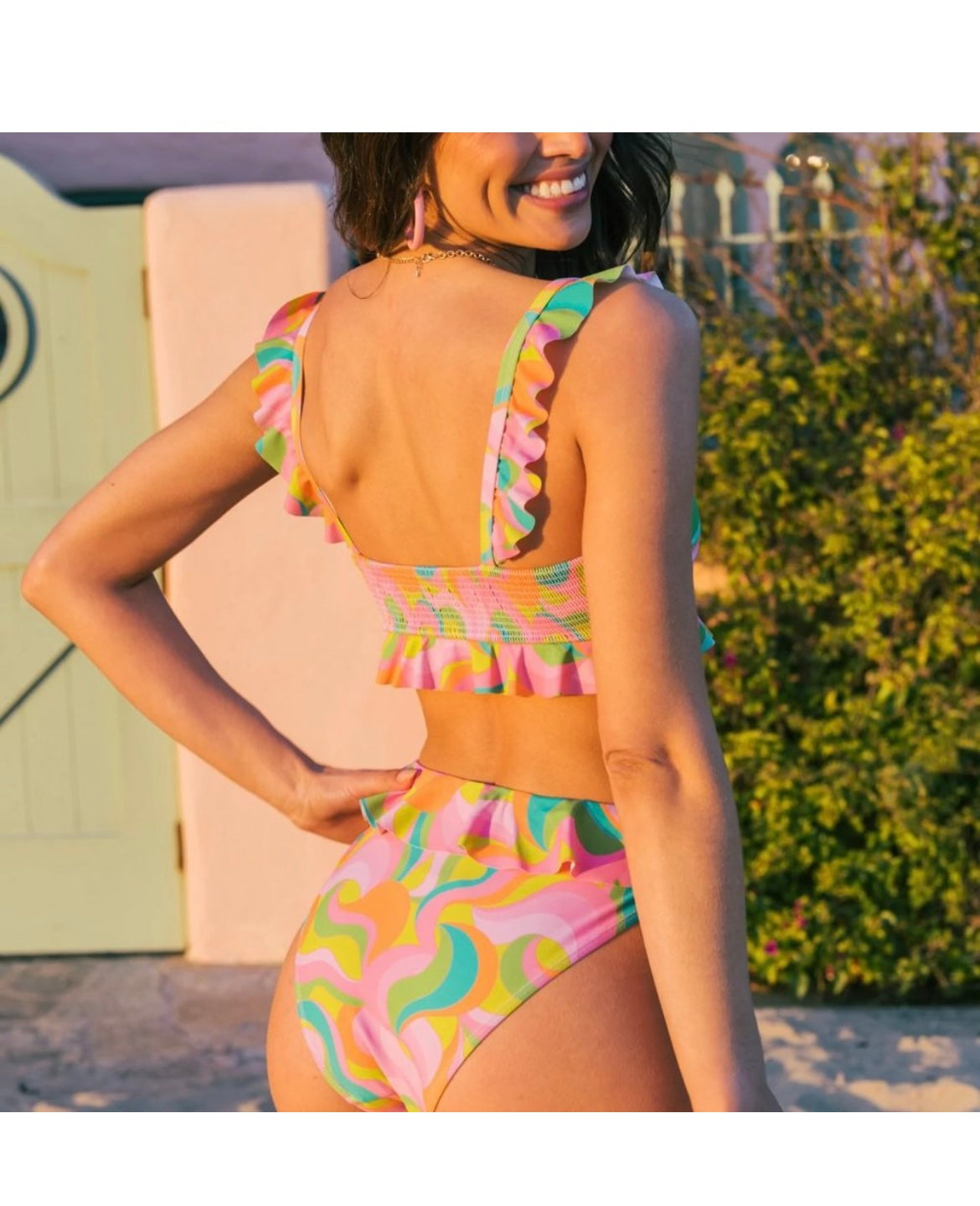 Show Me Your Mumu x Barbie Island Ruffle Bikini Women’s Size Medium/Large Pink