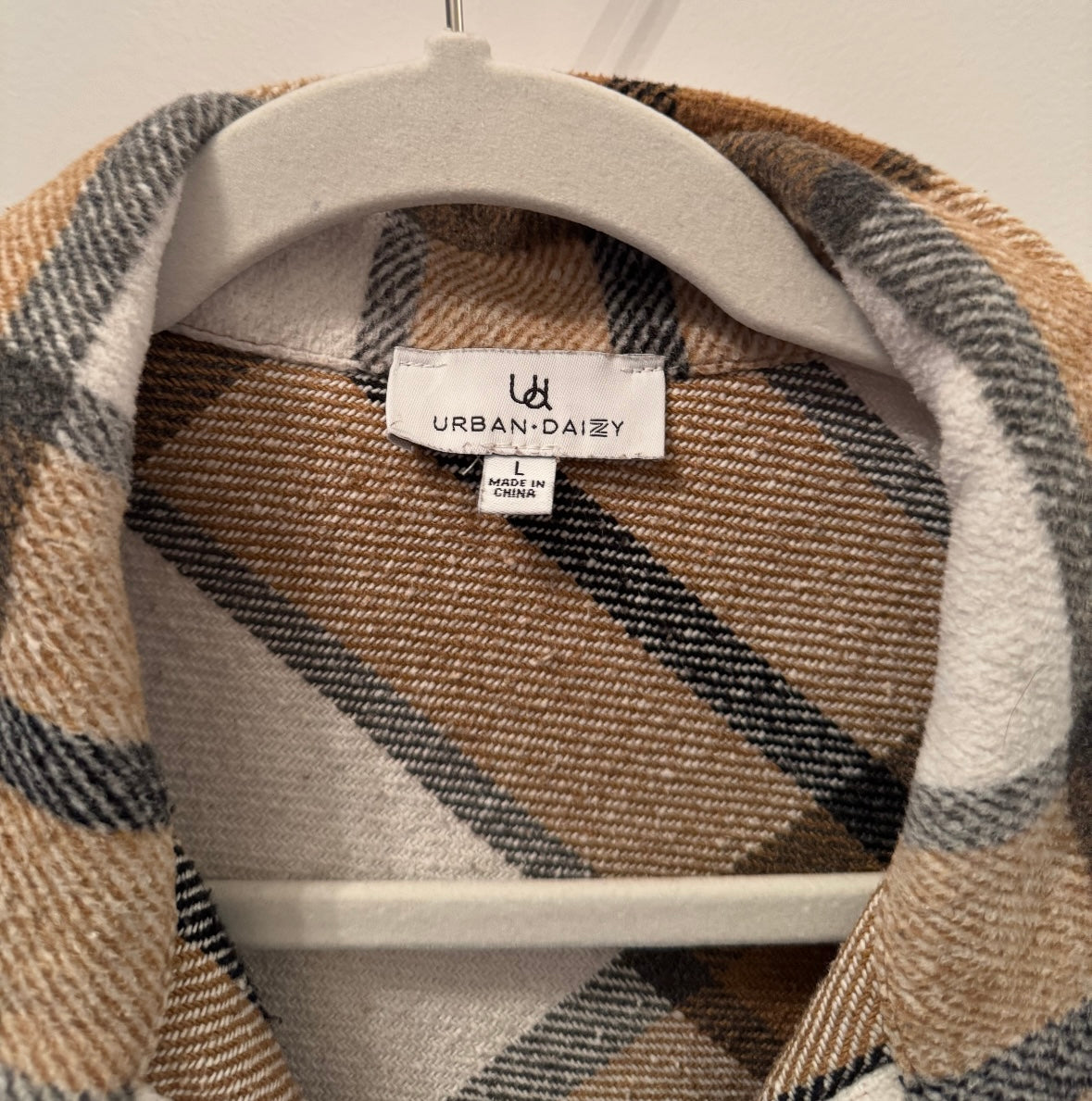 Urban Daizy Plaid Flannel Top Women’s Large Brown