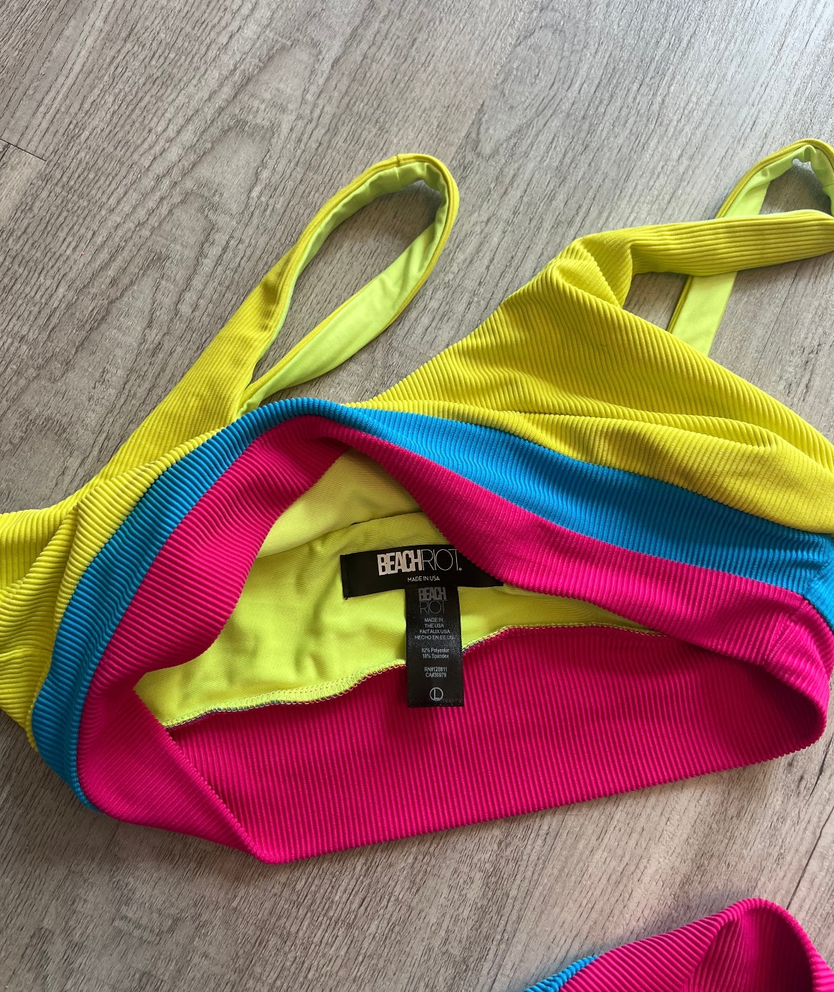 Beach Riot Heidi Color Block Bikini Women’s Size Medium/Large Retro Brights