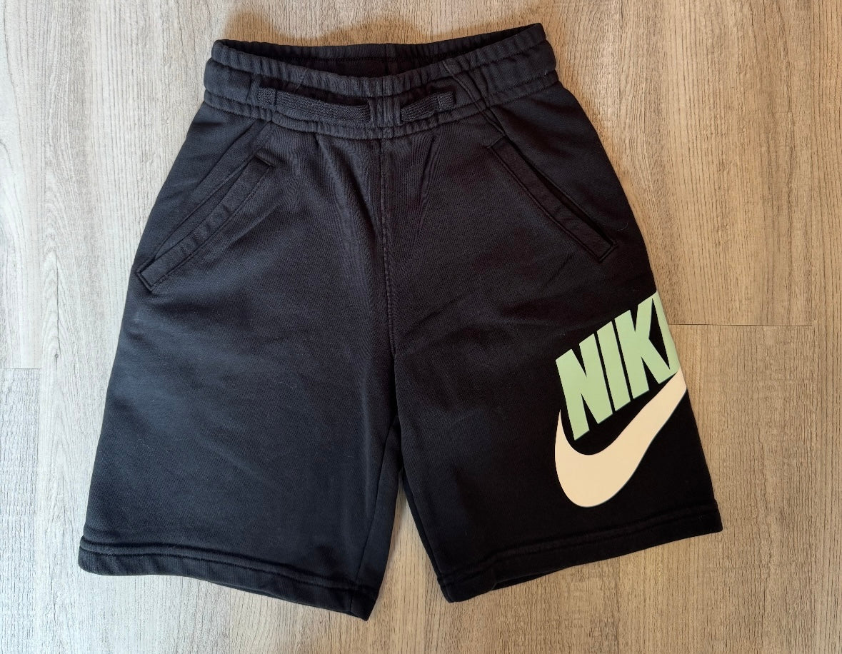 Nike Shorts Youth Size Medium Black