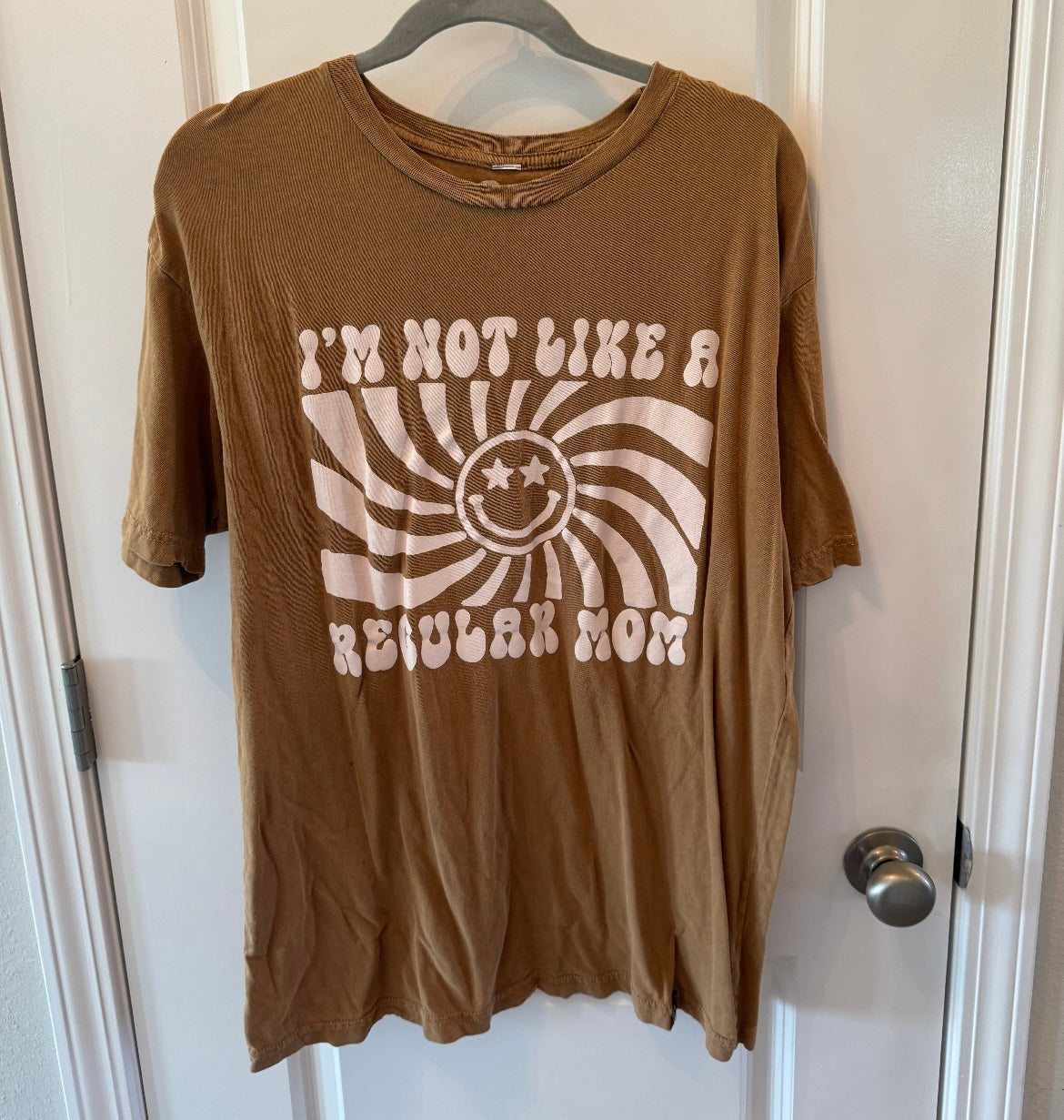 Slyfox Threads Mean Girls I’m Not Like a Regular Mom Sunny Graphic Tee Women’s Size Large Tan