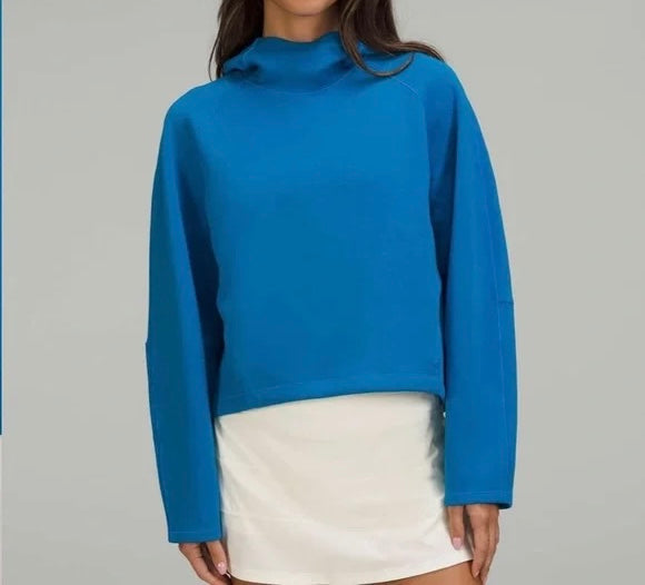 Lululemon Airwrap Hoodie Women’s Size 4 Blue