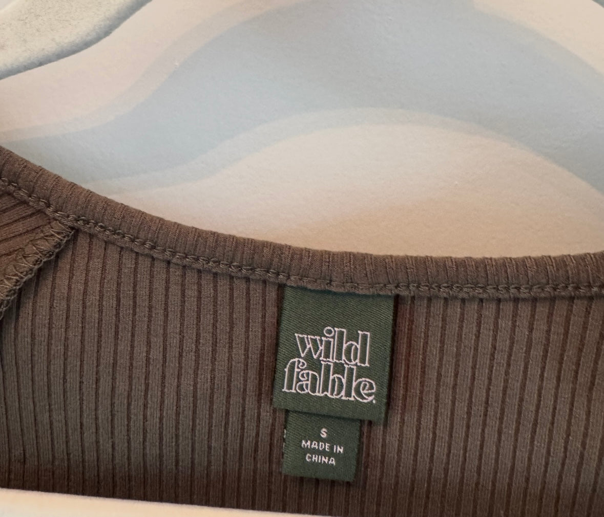 Wild Fable Knit Top Women’s Small