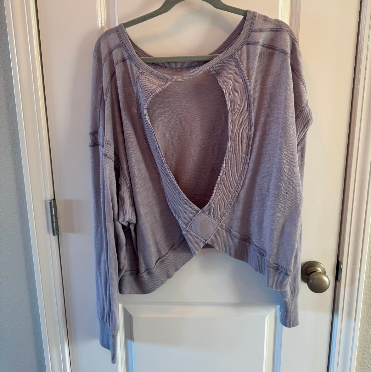Free People FP Movement
My Time Layer Top Women’s Large Trailblazer NWT