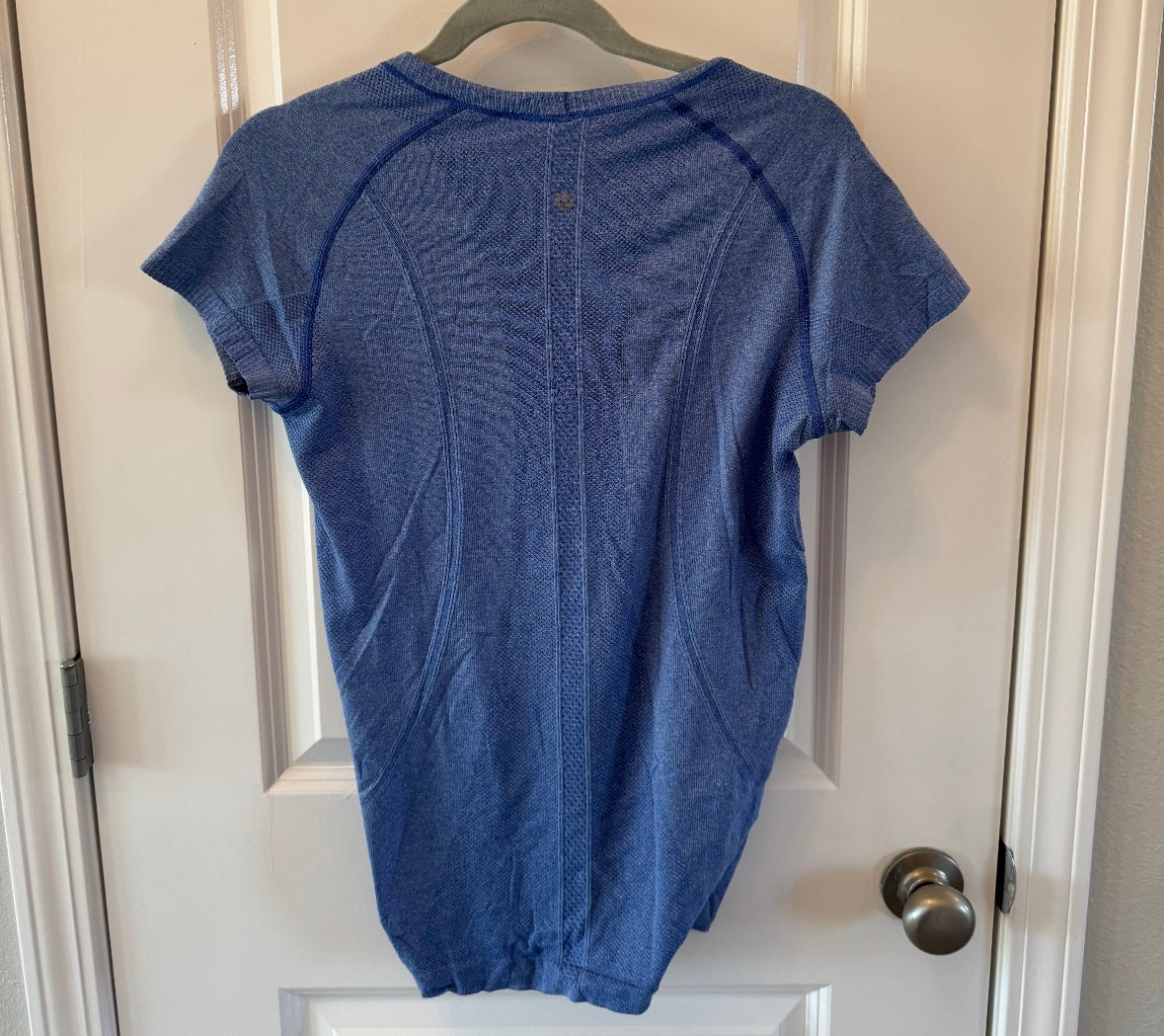 Lululemon Swiftly Tee Women’s Size 10 Blue