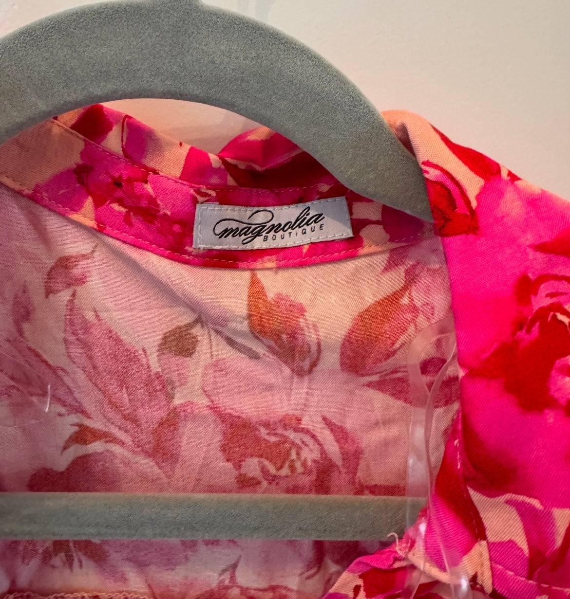 Floral Button Front Bodysuit Women’s Medium Hot Pink