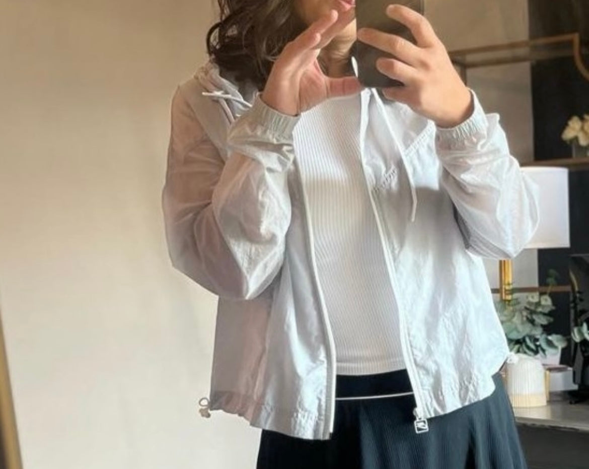 Nike Transparent Windrunner Hooded Jacket Women’s Size Medium Summit White