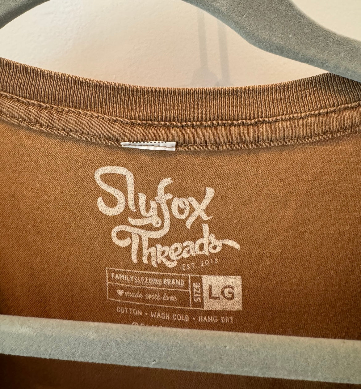 Slyfox Threads Mean Girls I’m Not Like a Regular Mom Sunny Graphic Tee Women’s Size Large Tan