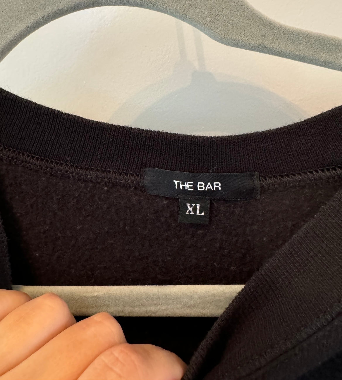 The Bar Varsity Sweatshirt Women’s Size XL Black