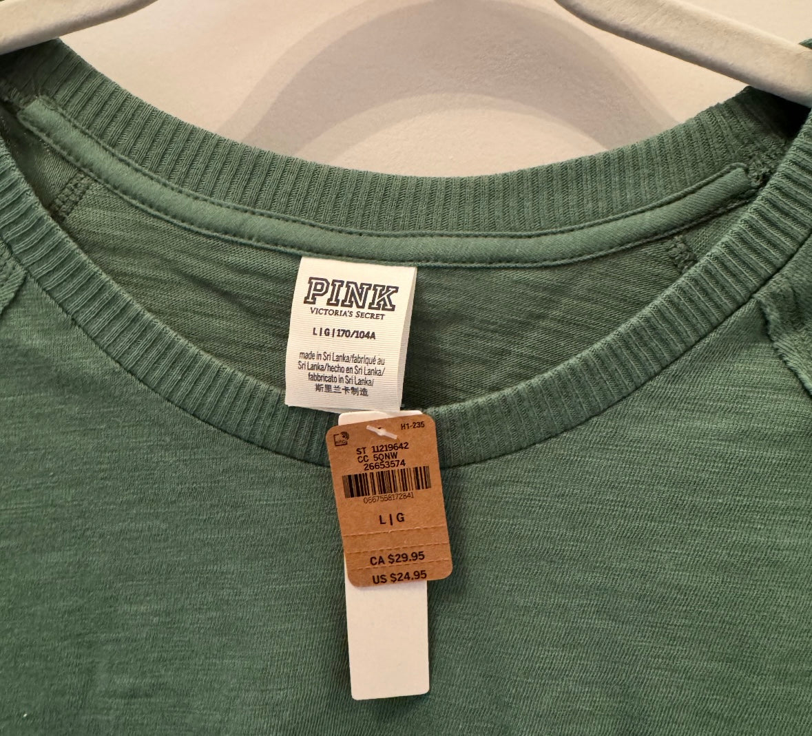 Pink Victoria’s Secret Tee Women’s Large Green NWT