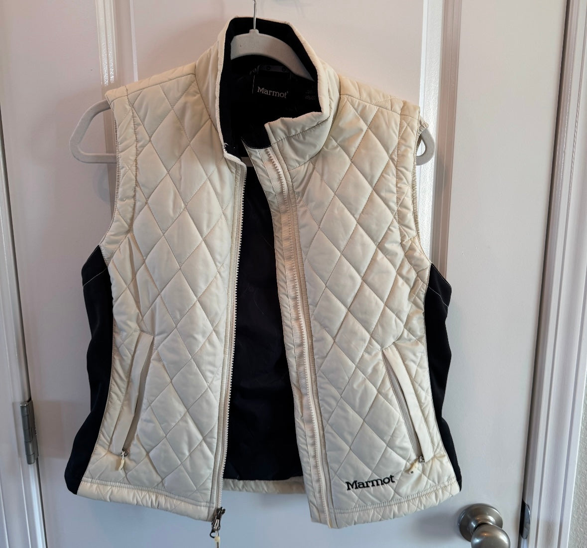 Marmot Kitzbuhel Vest Women’s Medium White NWT