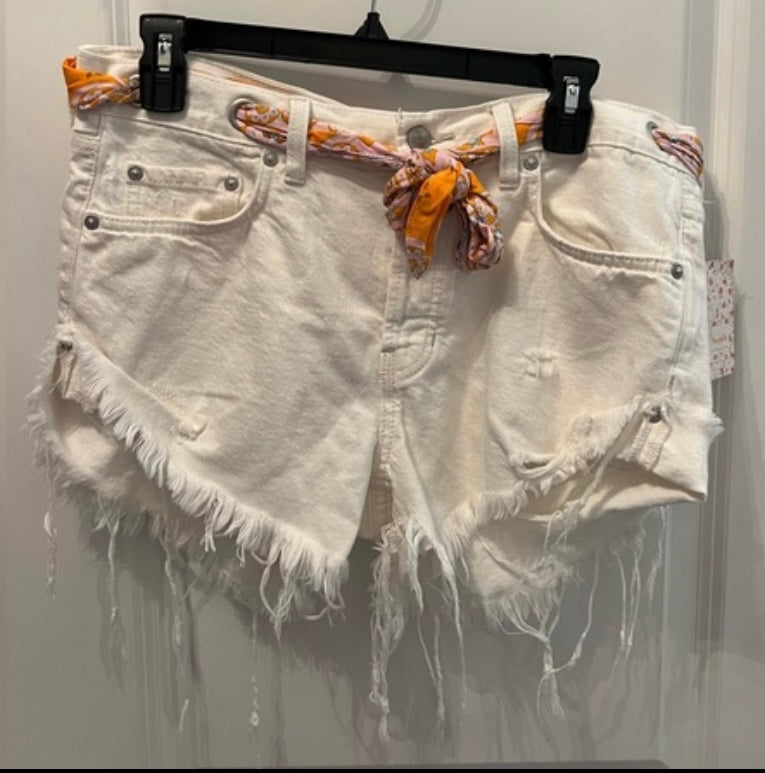 Free People Jean Shorts Women’s Size 28/6 NWT
