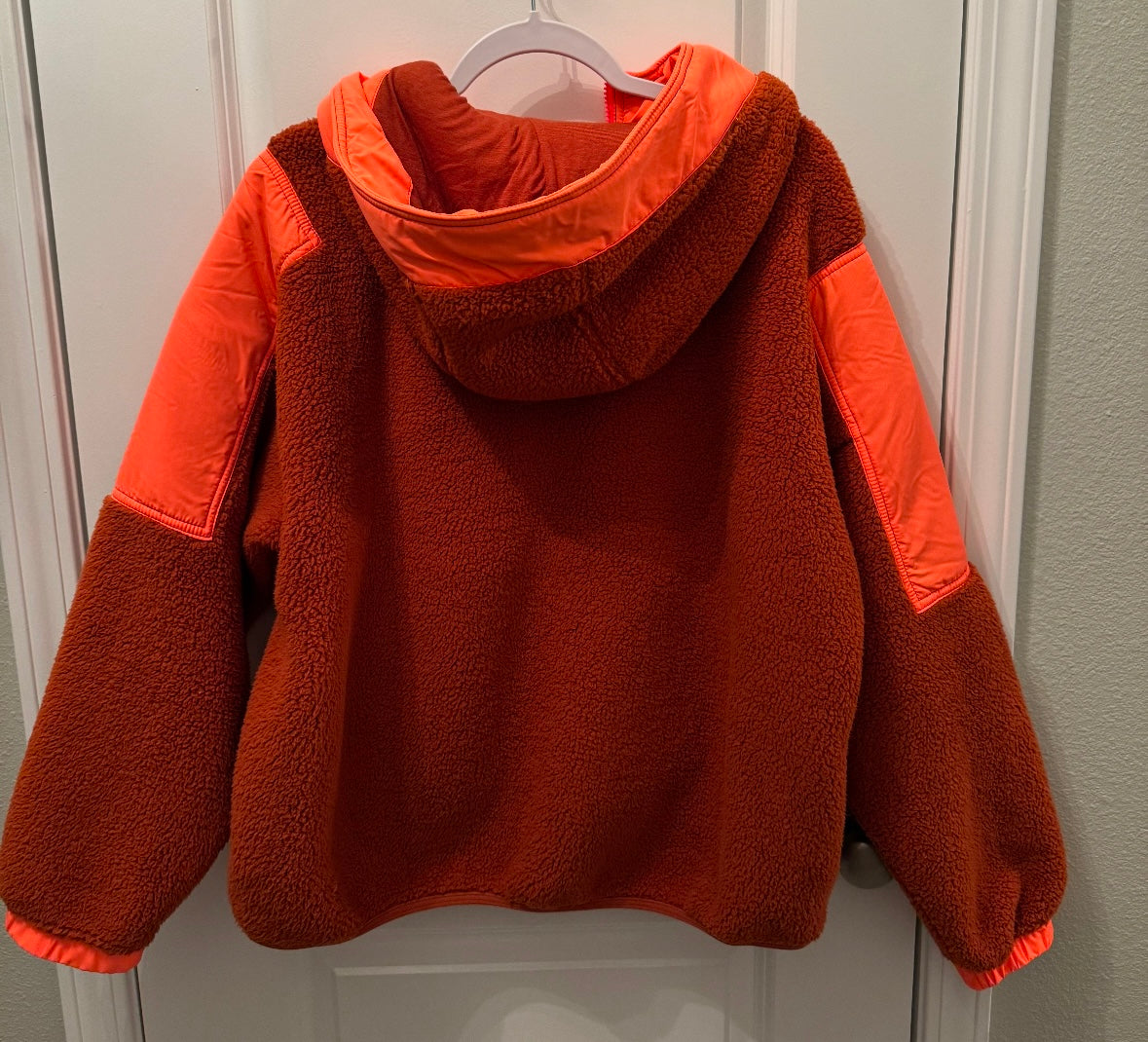 Free People FP Movement Lead the Pack Fleece Hooded Pullover Women’s Small Neon Coral